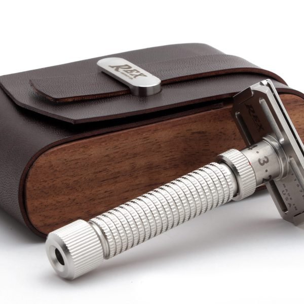 Safety Razor Disposable Razor Case Rex Supply Co. Leather & Walnut DE Safety Razor Case